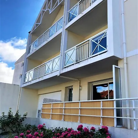 Brise Marine لي سابلِ دولونْ